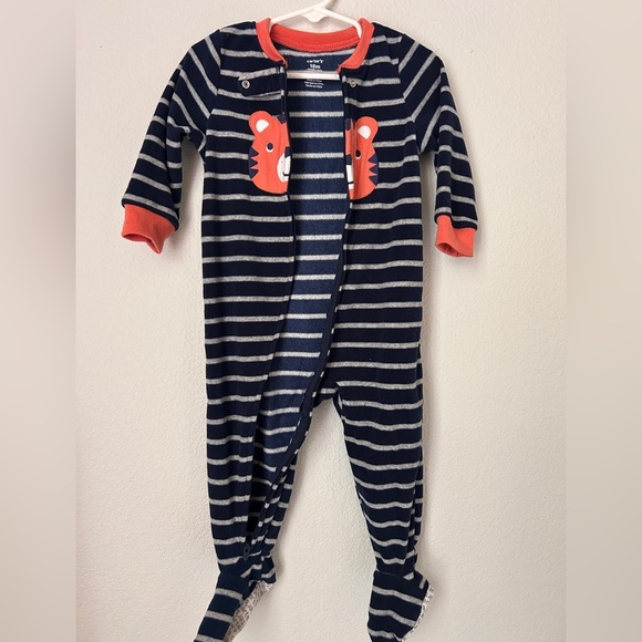 18 Month Carter’s Zip Up Pajama Fleece - Picture 2 of 6